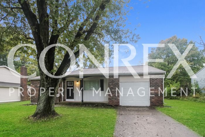 6864 Cordova Dr, Indianapolis, IN 46221