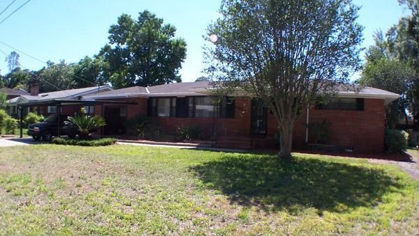 2454 Buttonwood Dr, Jacksonville, FL 32216