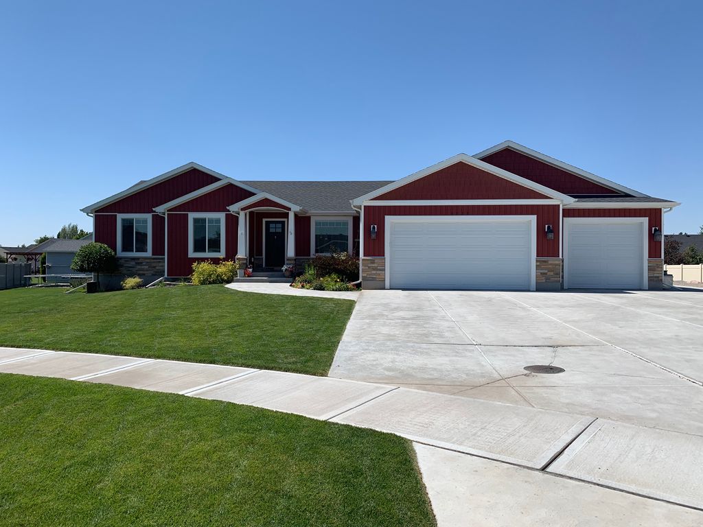 3011 Sawmill Cir, Iona, ID 83427 Trulia