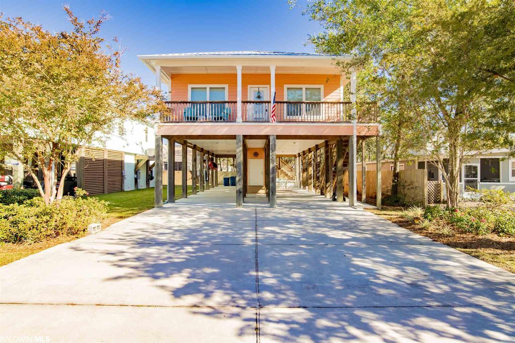 5700 Bear Point Ave, Orange Beach, AL 36561 3 Bed, 2 Bath Single