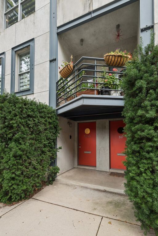 509 N  Ada St, Chicago, IL 60642
