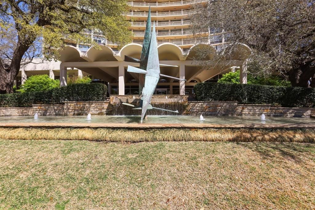 6211 W Northwest Hwy #2602, Dallas, TX 75225