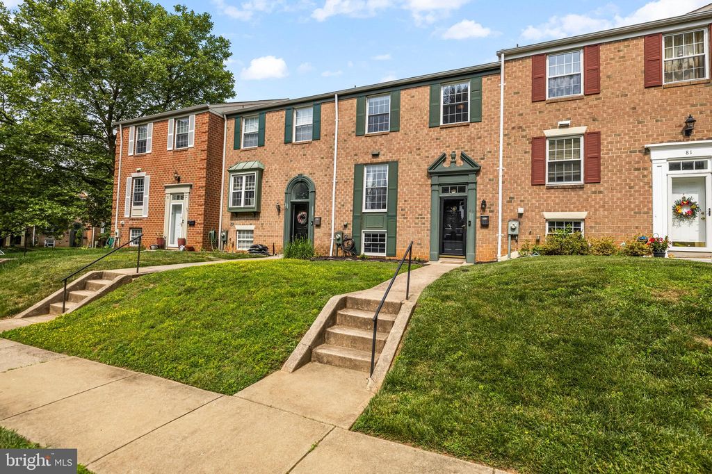 83 Blondell Ct, Lutherville Timonium, MD 21093