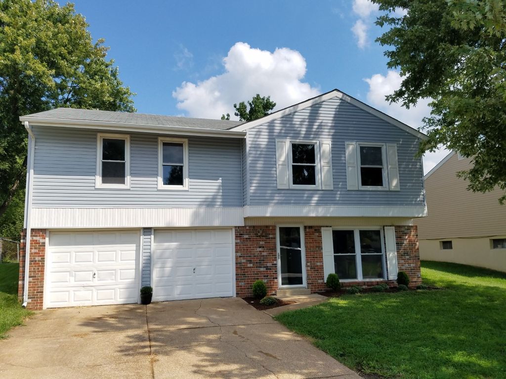 5417 Nantucket Ct, High Ridge, MO 63049
