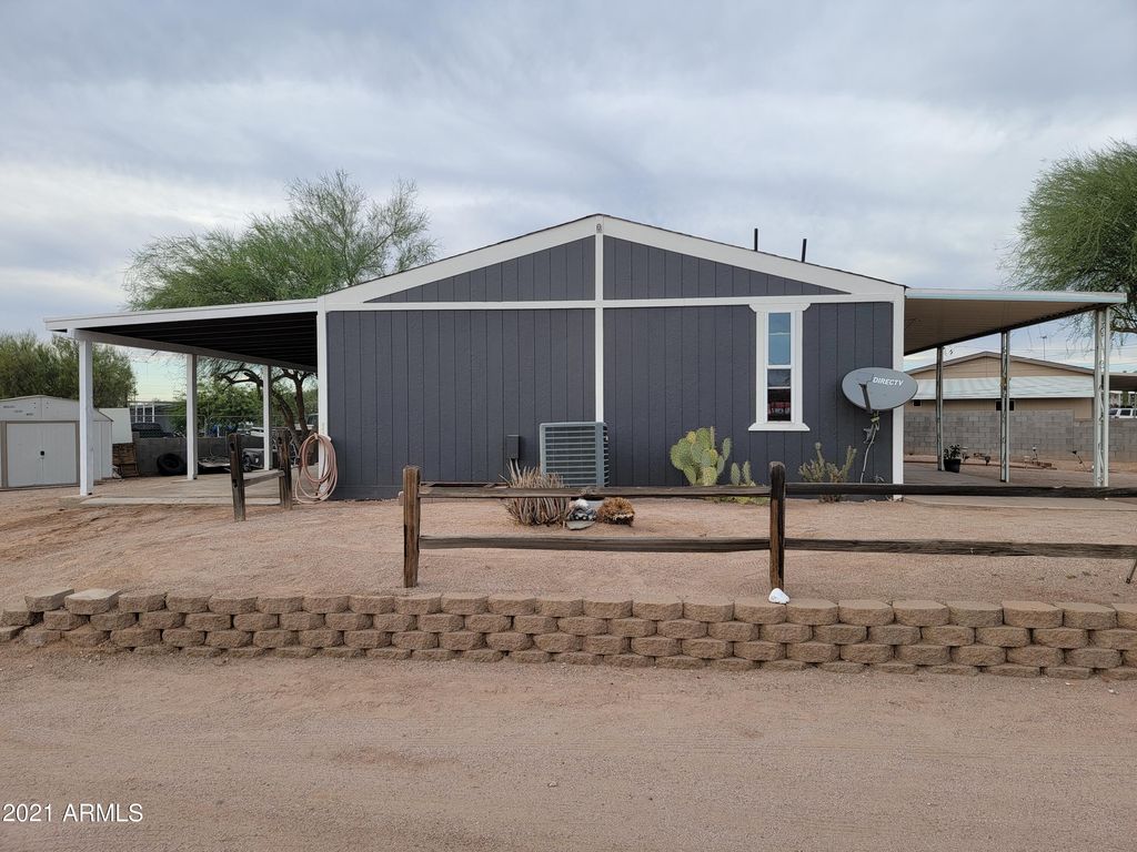 30 N Tomahawk Rd, Apache Junction, AZ 85119