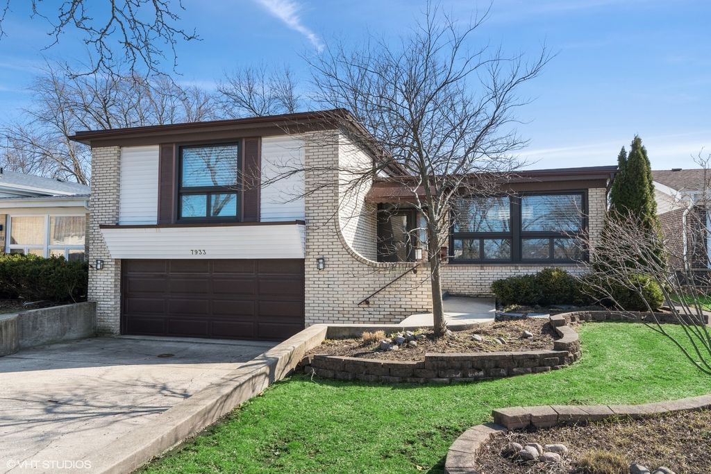 7933 Lyons St, Morton Grove, IL 60053 Trulia