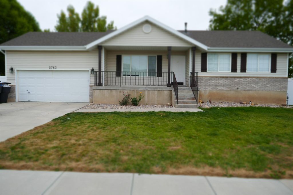 2763-1400 Cliton Ct #1-84105, Clearfield, UT 84015