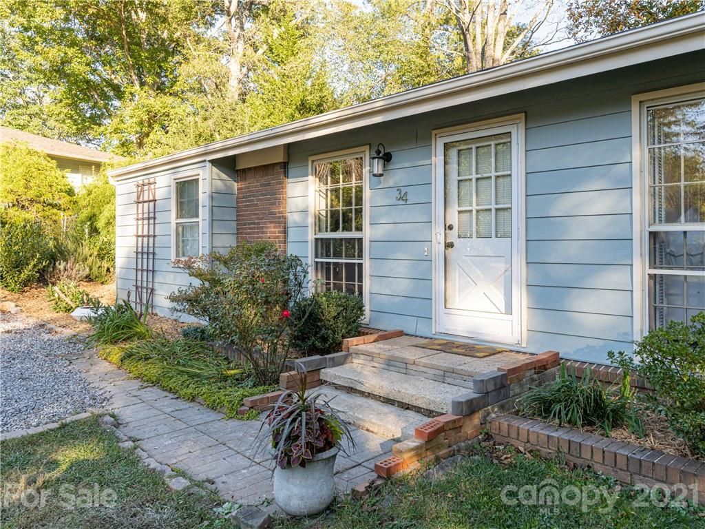 34 Waverly Ct, Asheville, NC 28805