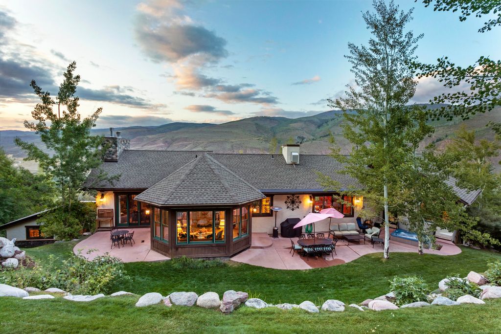 1002 Eagle Dr, Avon, CO 81620