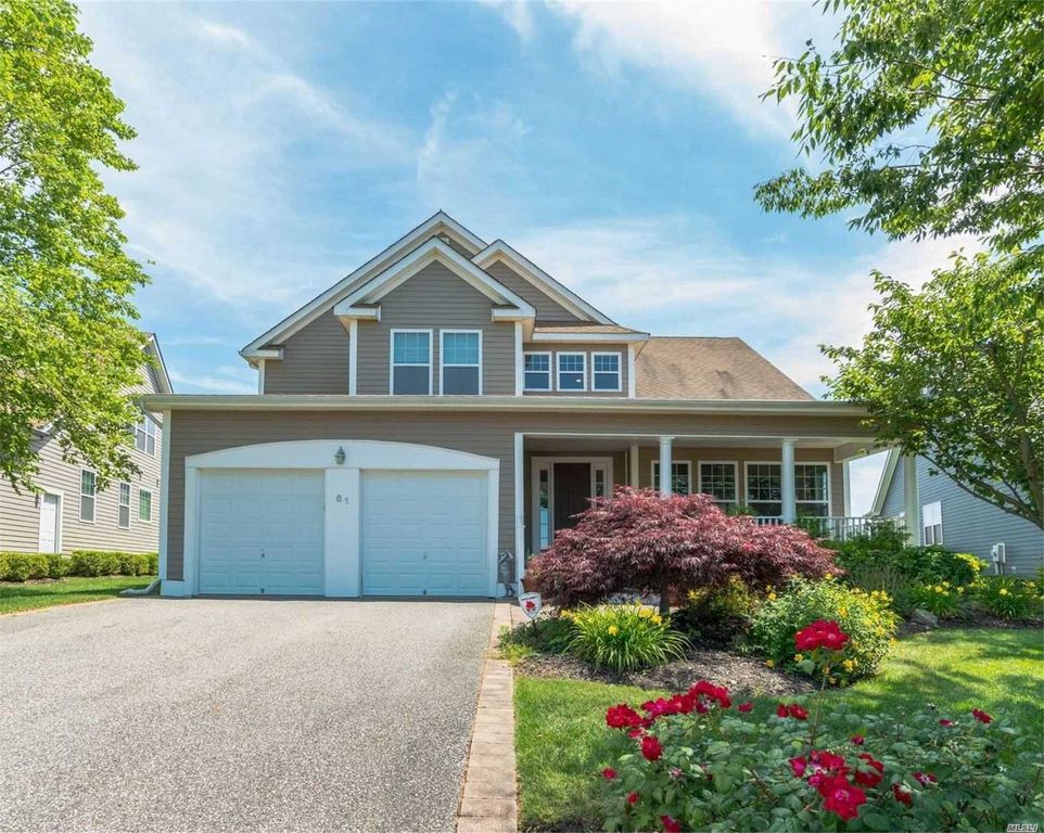 61 Tyler Dr, Riverhead, NY 11901