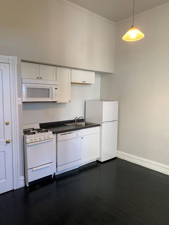 2252 Fairview Ave 105, Reading, PA 19606 Apartment for Sale