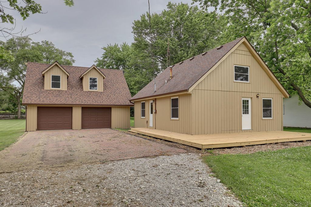 408 E Broadway St, Tolono, IL 61880 Trulia