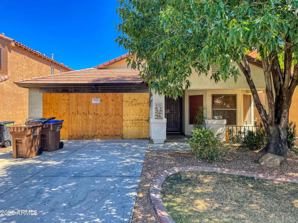 4252 E Coal St, San Tan Valley, AZ 85143