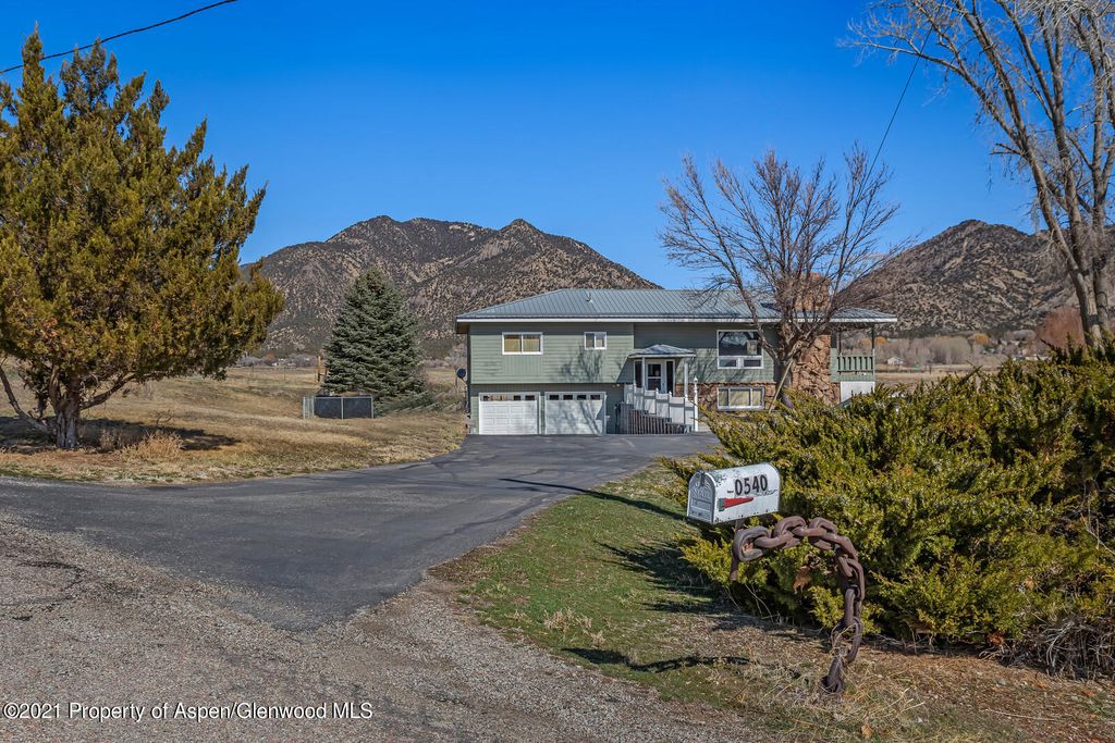 540 Panoramic Dr, Silt, CO 81652