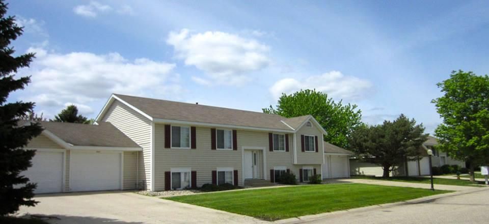 257 23rd St SE #1, Willmar, MN 56201