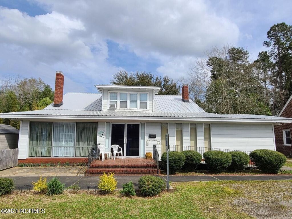 405 Hickman Rd, Tabor City, NC 28463