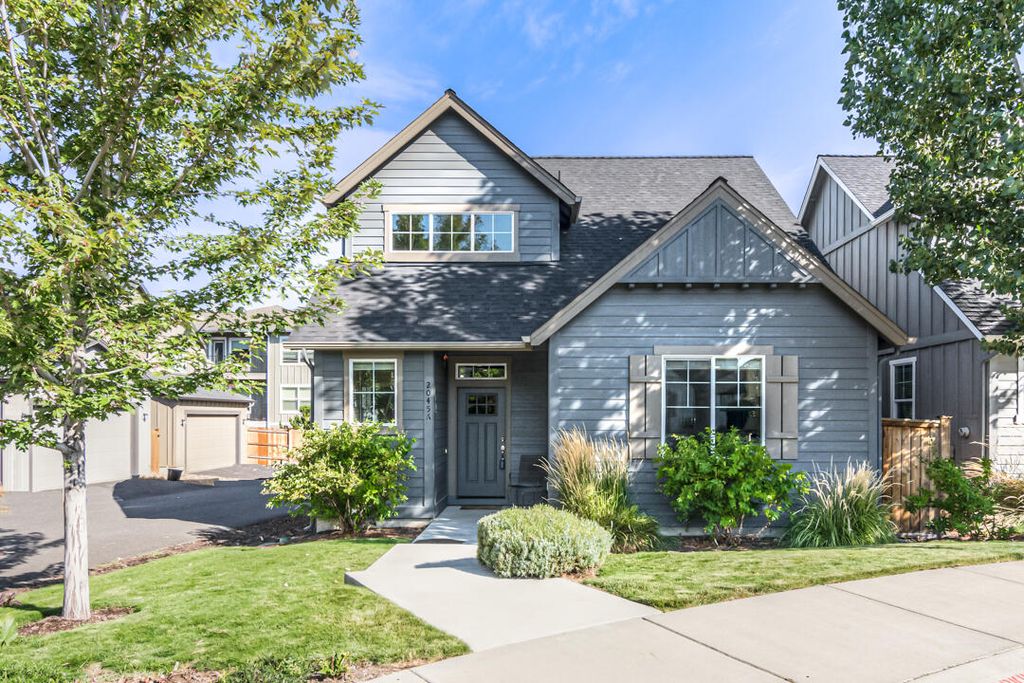 20456 Del Coco Ct, Bend, OR 97702