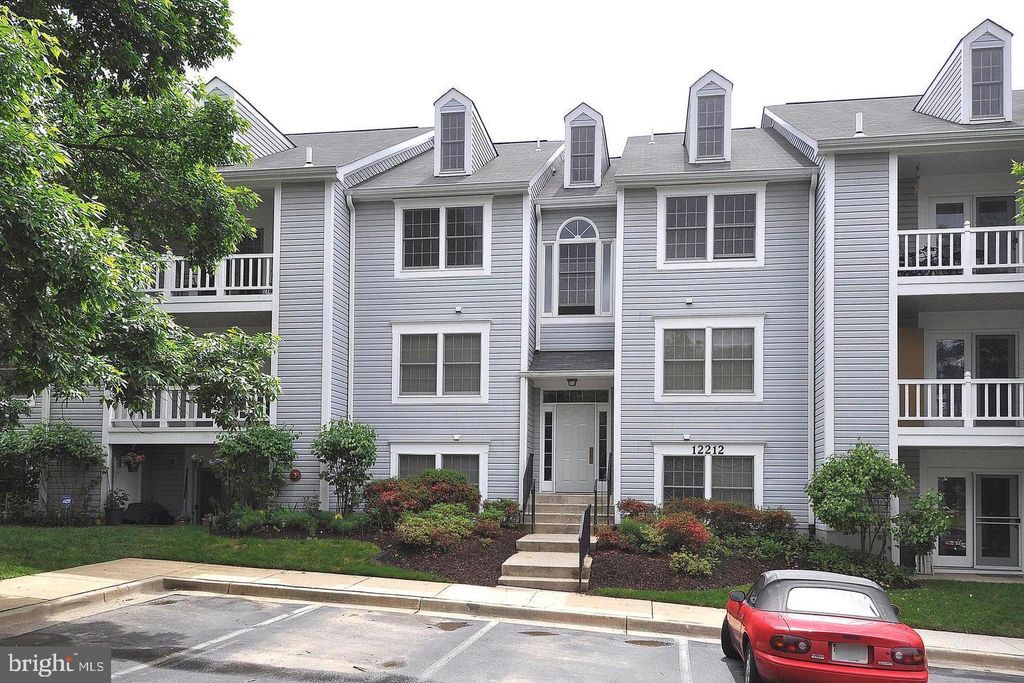 12201 Eagles Nest Ct #H, Germantown, MD 20874