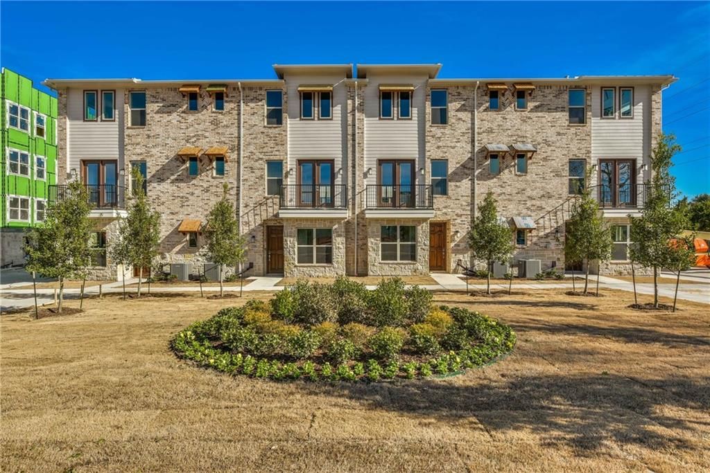 724 N Plano Rd, Richardson, TX 3 Bed, 3.5 Bath Townhouse 36 Photos
