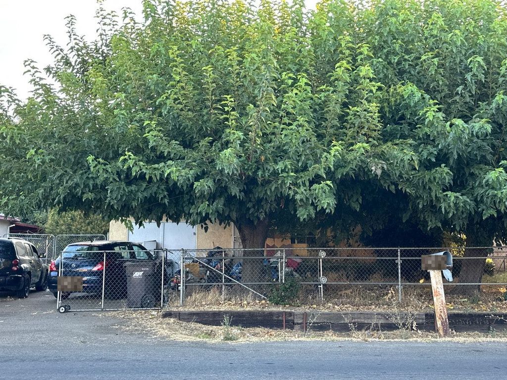 356 S  Del Mar Ave, Stockton, CA 95215