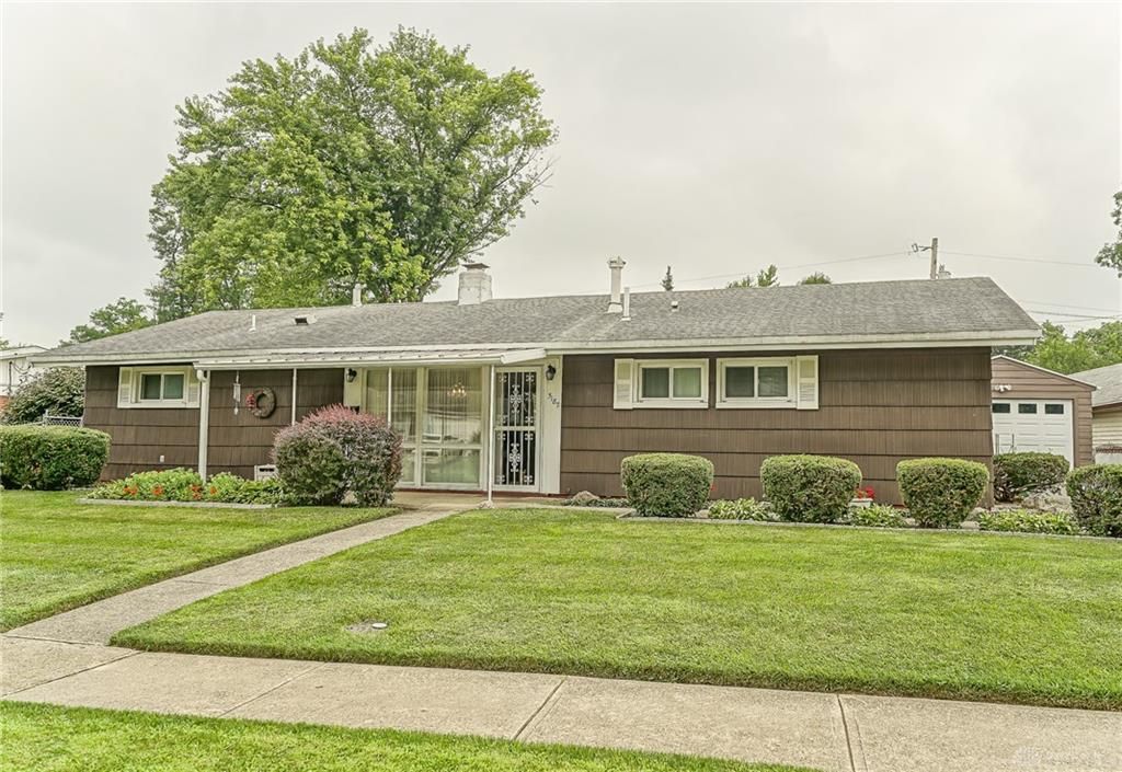 5187 Bayside Dr, Dayton, OH 45431
