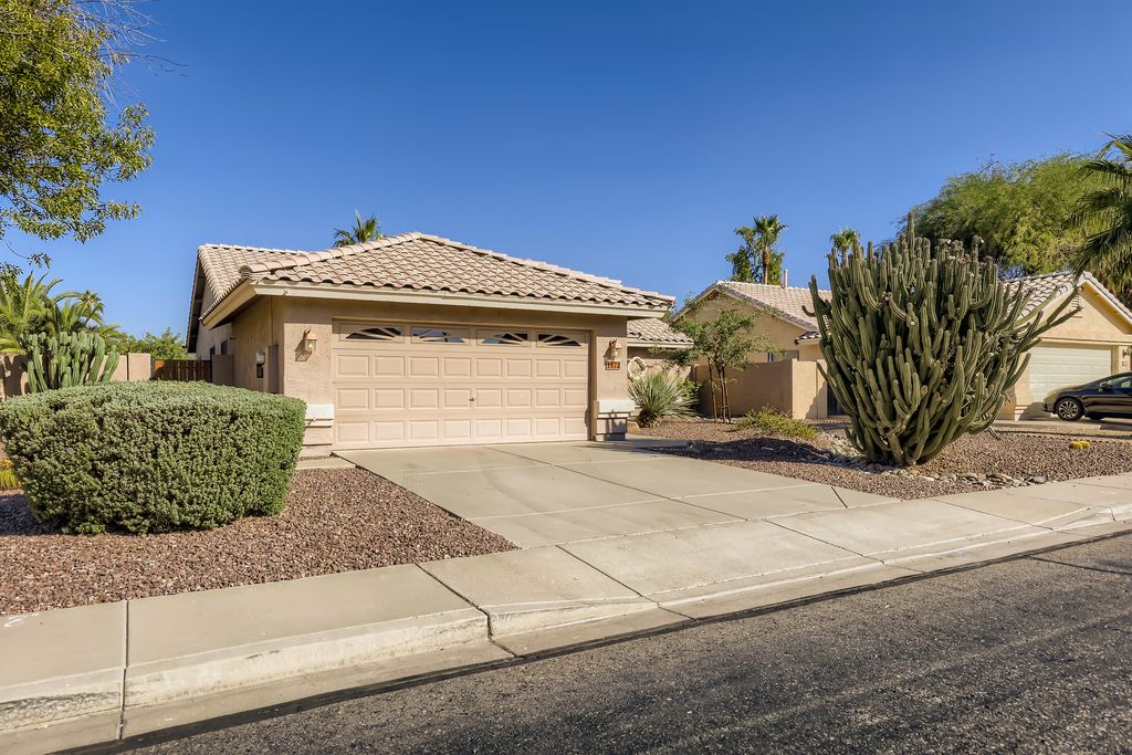 1172 W Oriole Way, Chandler, AZ 85286