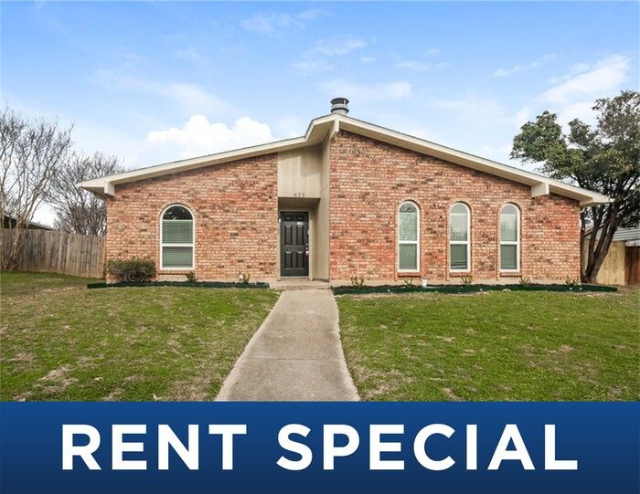 625 Nora Ln, Desoto, TX 75115