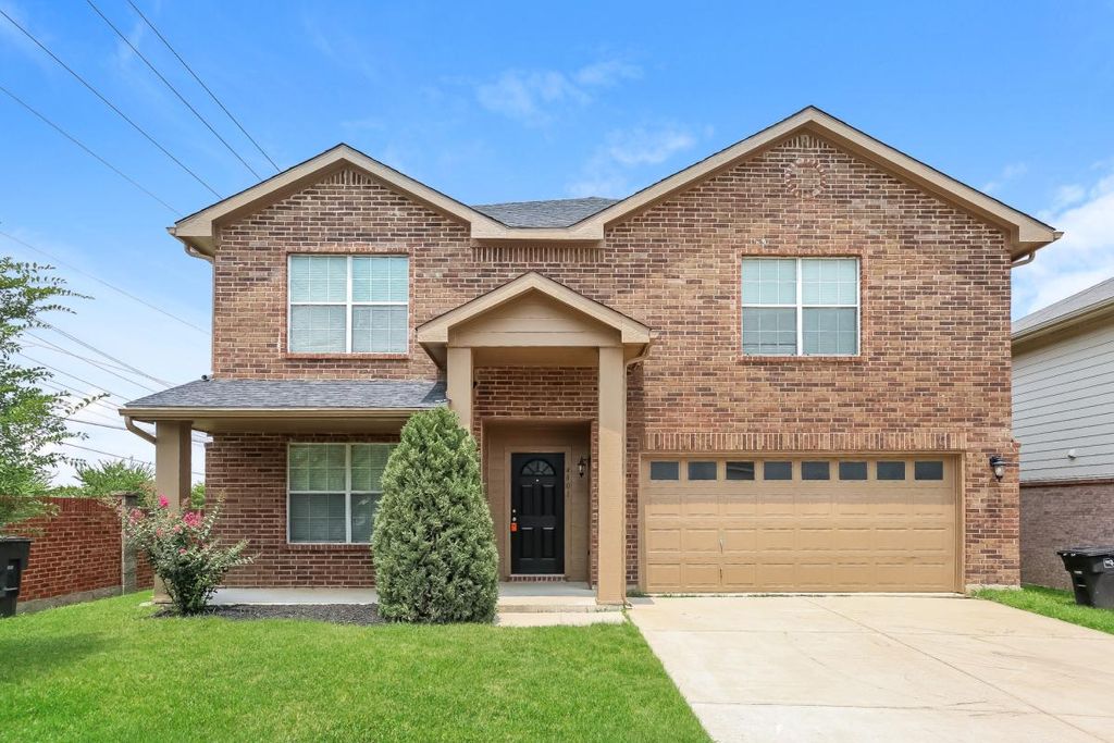 4801 Leaf Hollow Dr, Fort Worth, TX 76244
