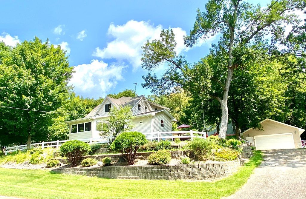 301 2nd St S, Cannon Falls, MN 55009 Trulia