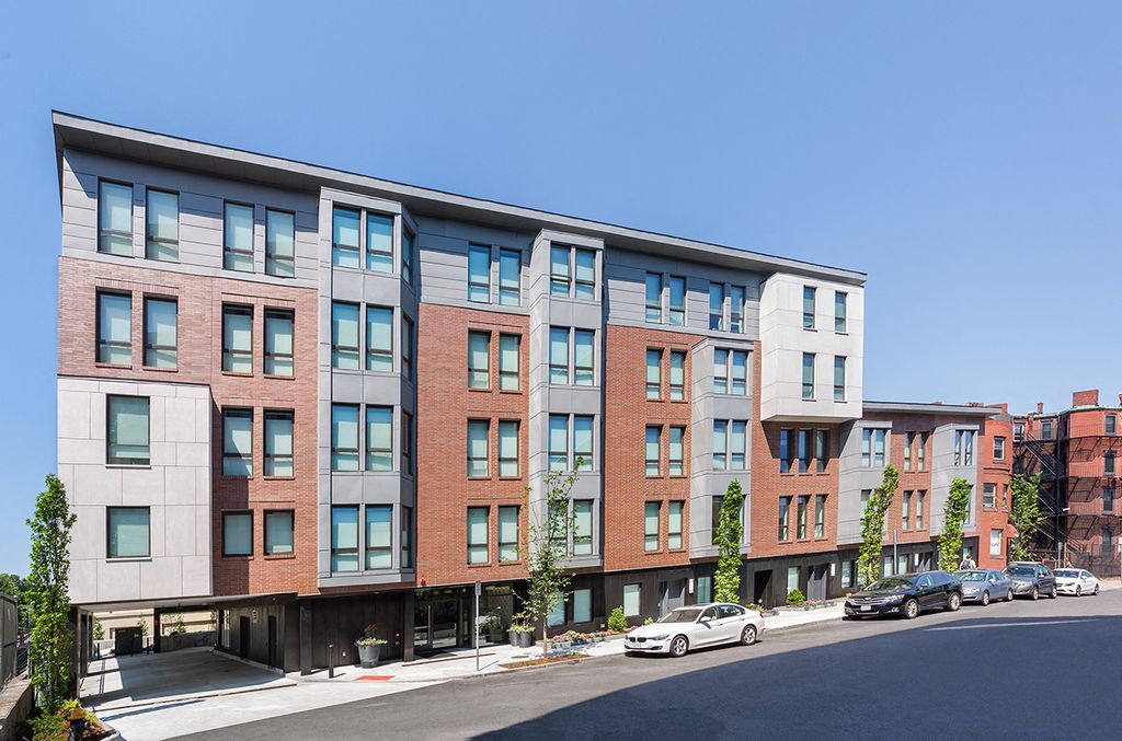 9 Miner St, Boston, MA 02215
