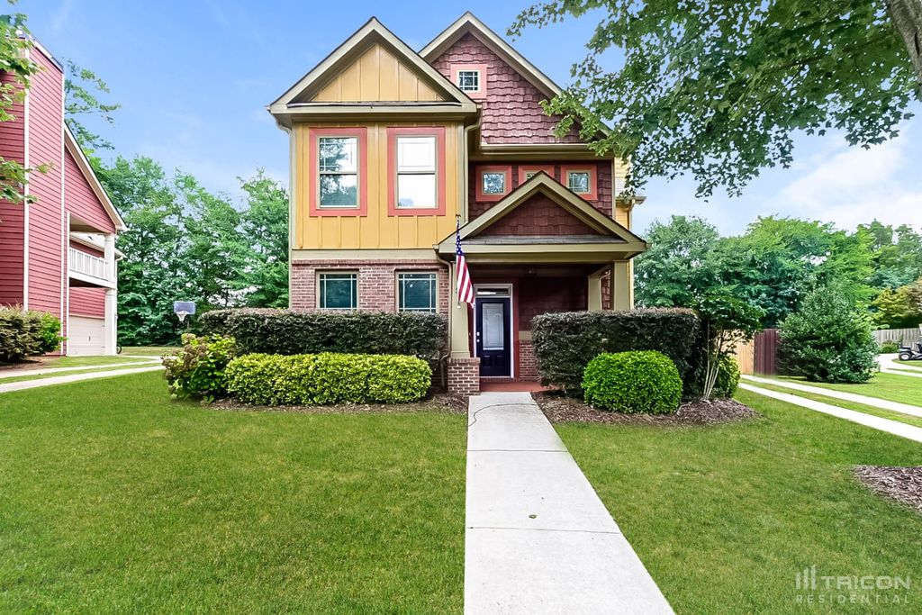 36 Plum Blossom Ln, Hampton, GA 30228