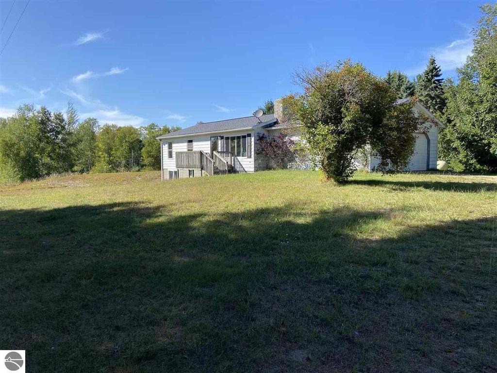 7656 Maple Hill Rd SW, Fife Lake, MI 49633 Trulia