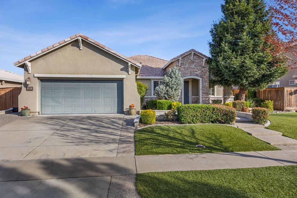 4024 Ice House Way, Roseville, CA 95747