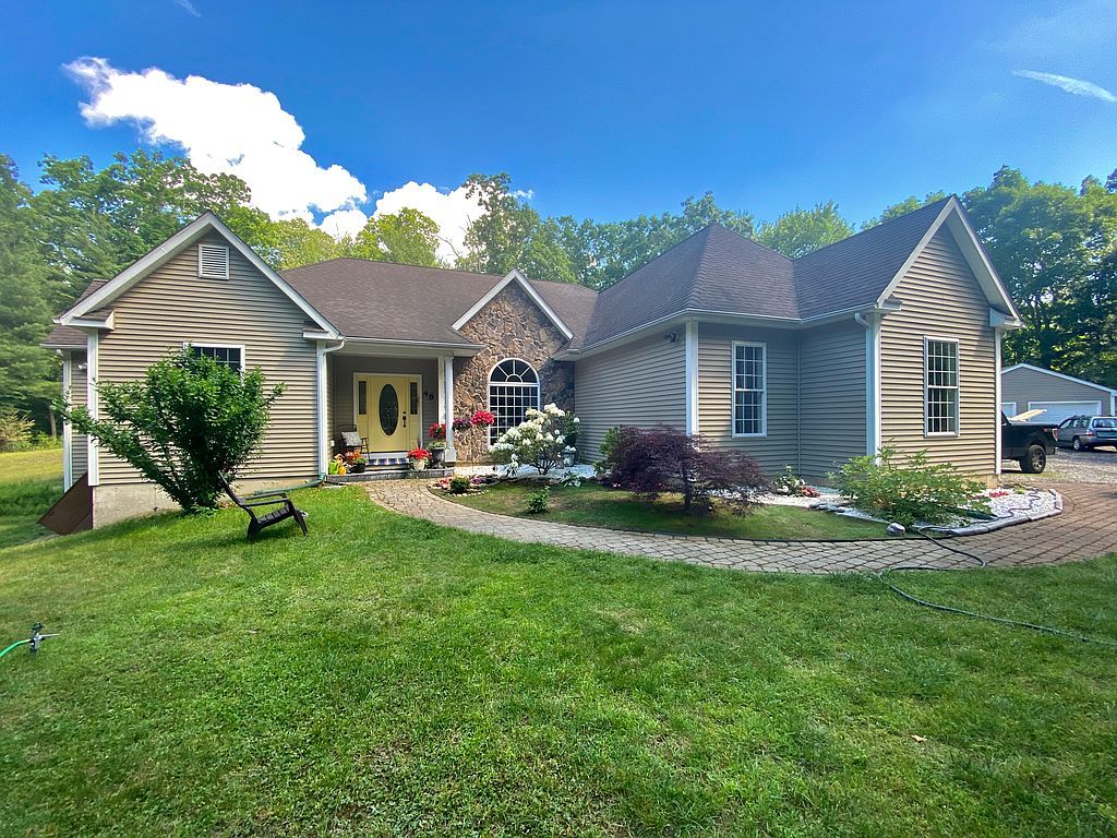 48 Burrows Hill Rd, Amston, CT 06231 Trulia