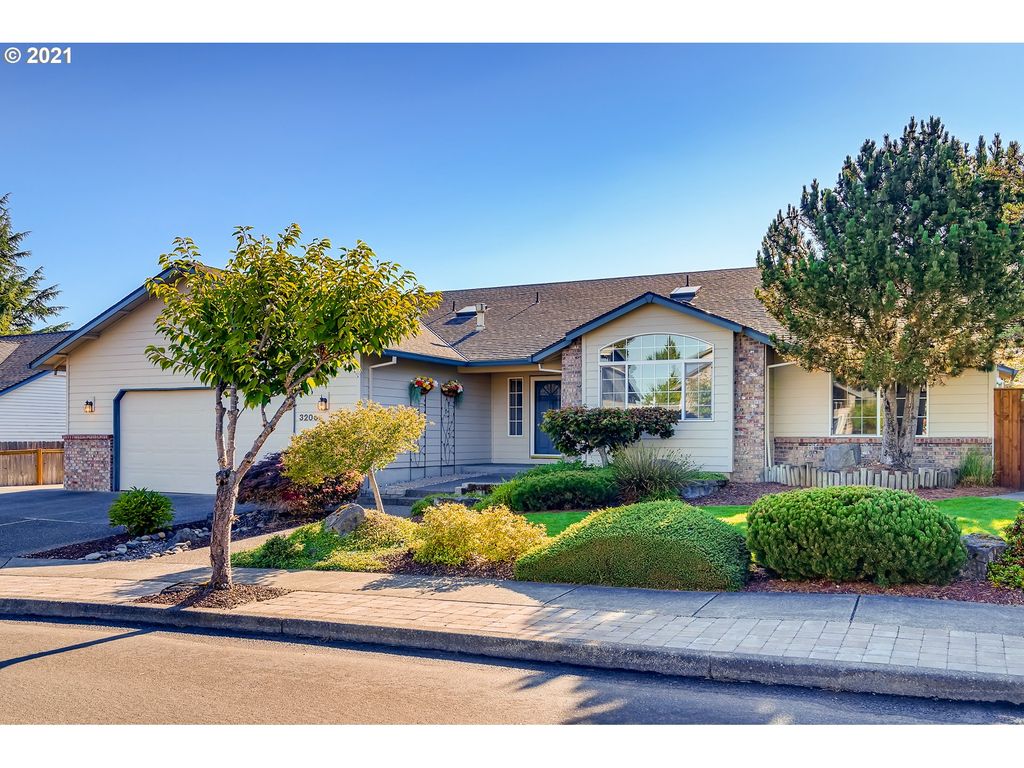 3206 SW Tegart Ave, Gresham, OR 97080