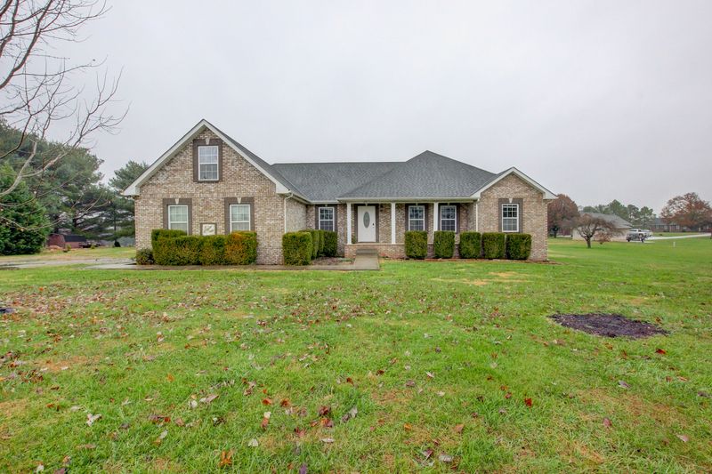 275 Contessa Ln, Trenton, KY 42286