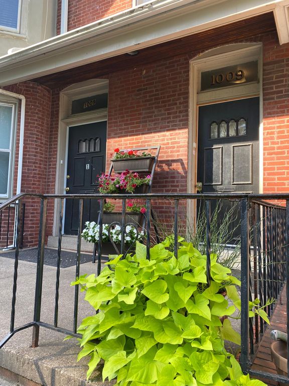 1009 Park Pl #2, Wilmington, DE 19806