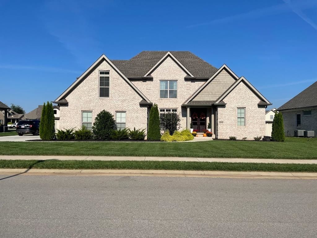3252 S Glen Gables Blvd, Bowling Green, KY 42101