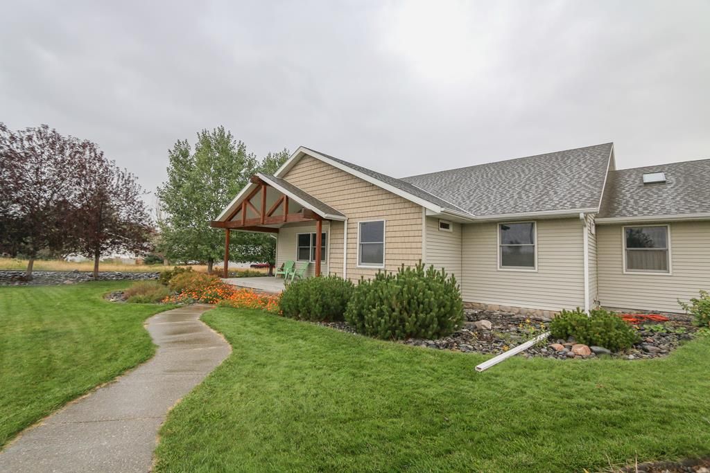 3613 Sheridan Ave, Cody, WY - 3 Bed, 2 Bath Single-Family Home - 20