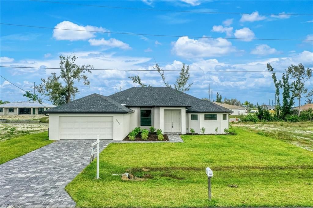 2247 SW 2nd Ter, Cape Coral, FL 33991