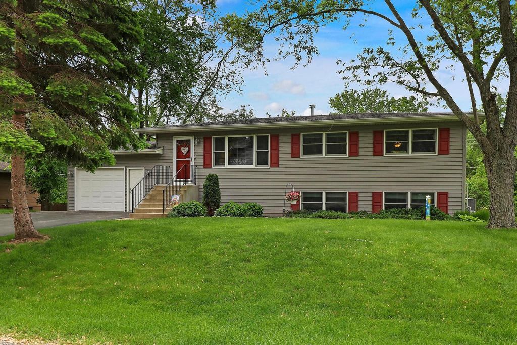 1312 Meadow Ln, McHenry, IL 60050 Trulia