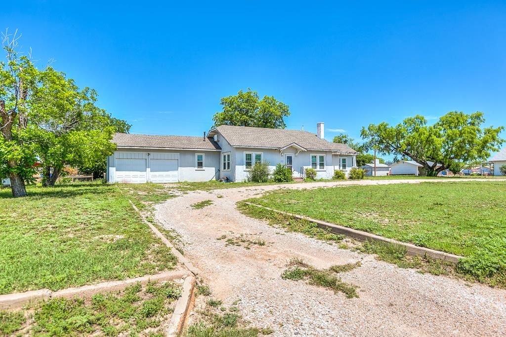 400 N 4th St, Ballinger, TX 76821 Trulia