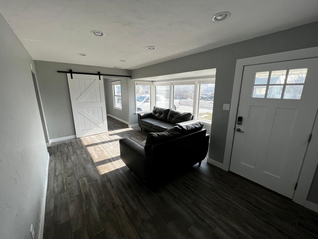 1741 E 3150 S, Salt Lake City, UT 84106
