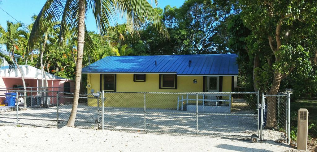 410 Collins St, Key Largo, FL 33037