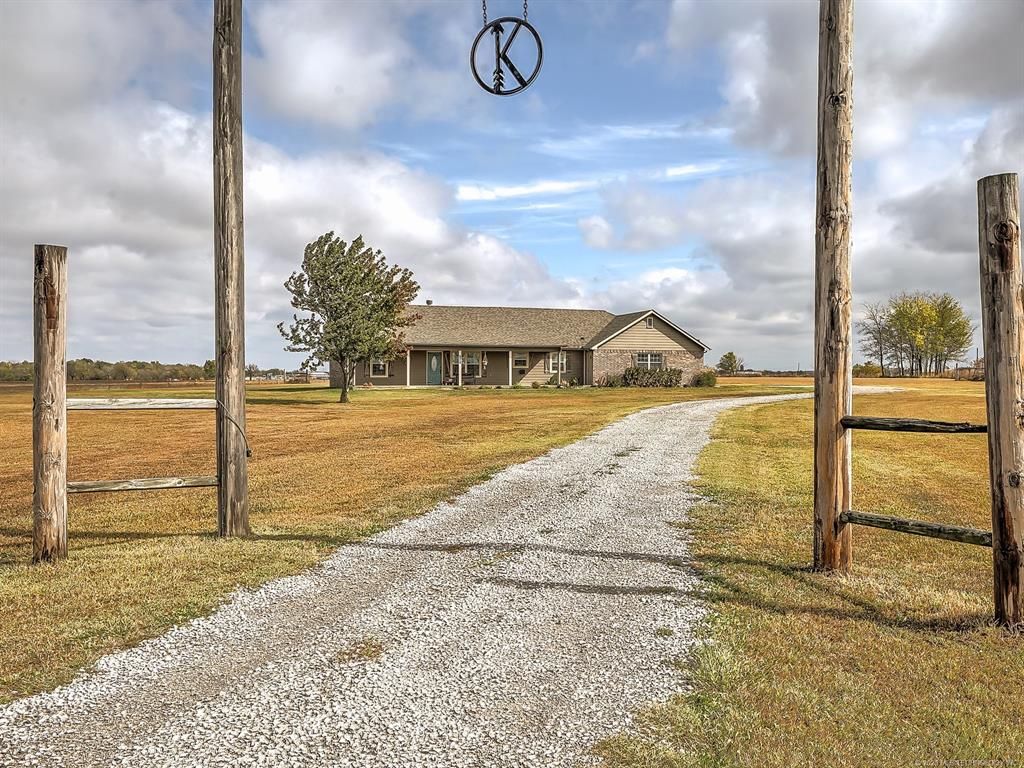 7025 E 324th Rd, Talala, OK 3 Bed, 2 Bath SingleFamily Home 38