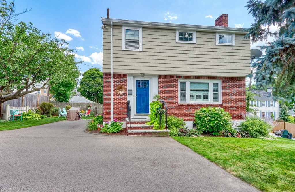 237 Beech St #R, Roslindale, MA 02131