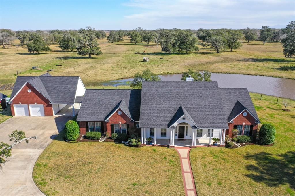 8607 County Road 628, Brazoria, TX 77422