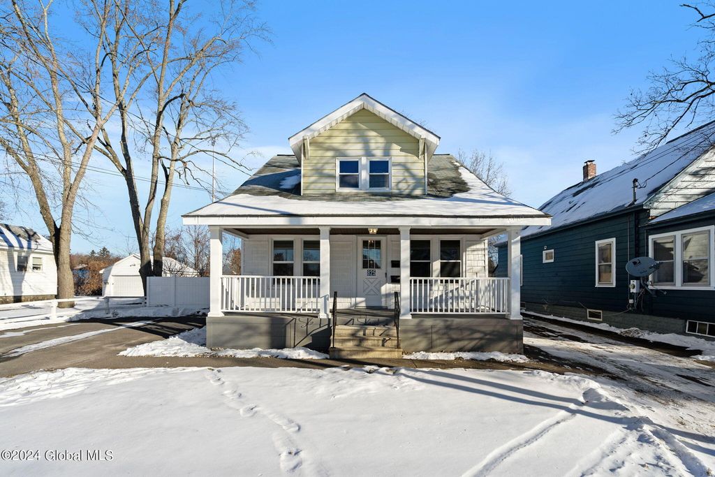 825 Curry Road, Schenectady, NY 12306 Trulia