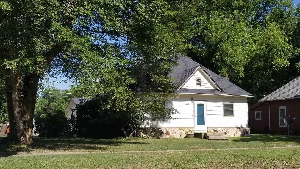 326 N Linden St, Belle Plaine, KS 67013 Trulia