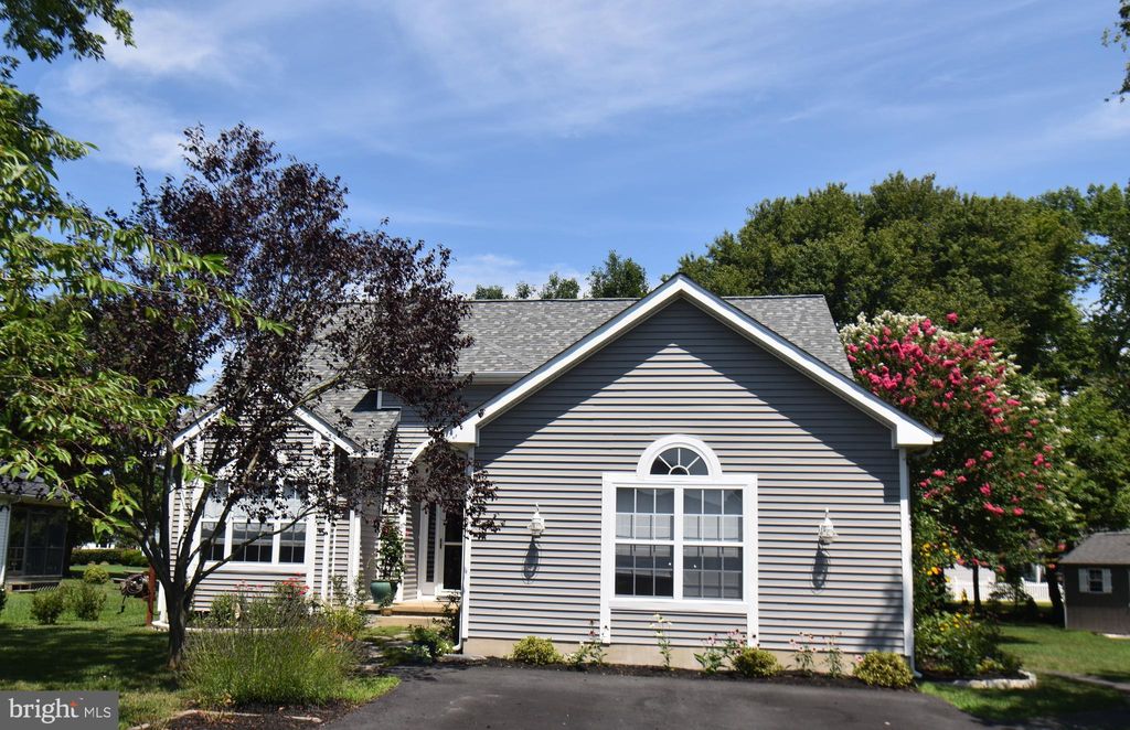41 Coral Ln, Frankford, DE 19945